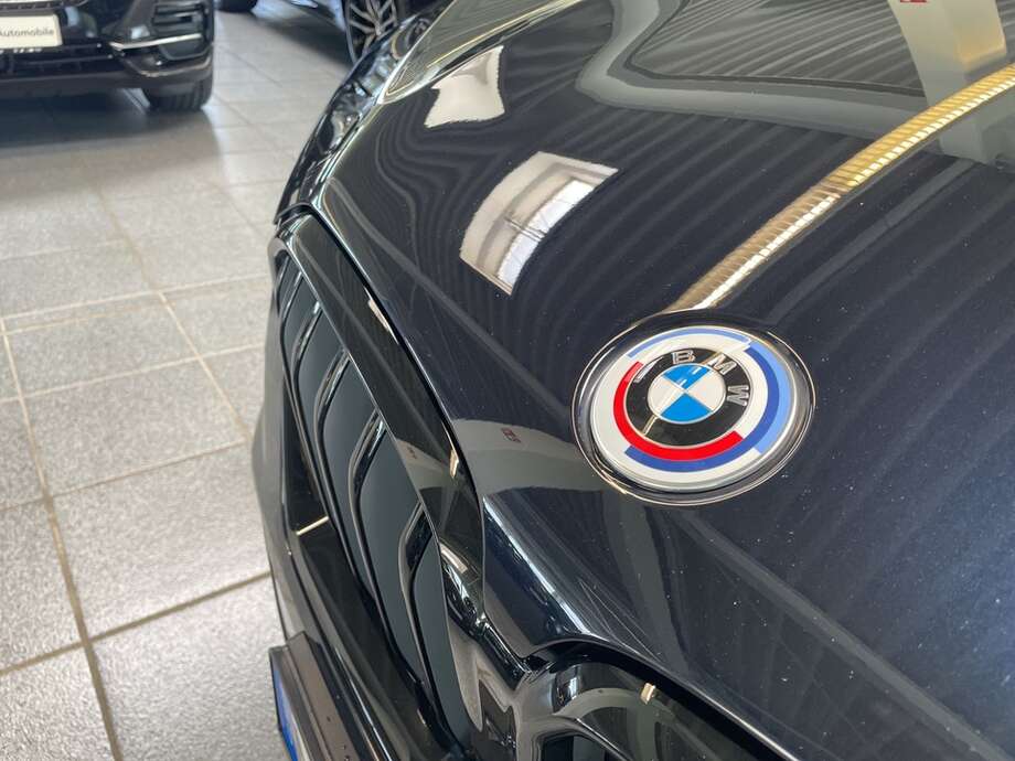 BMW X6 (Bild 8/16)