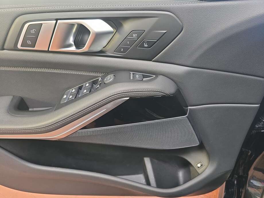BMW X5 (Bild 8/19)