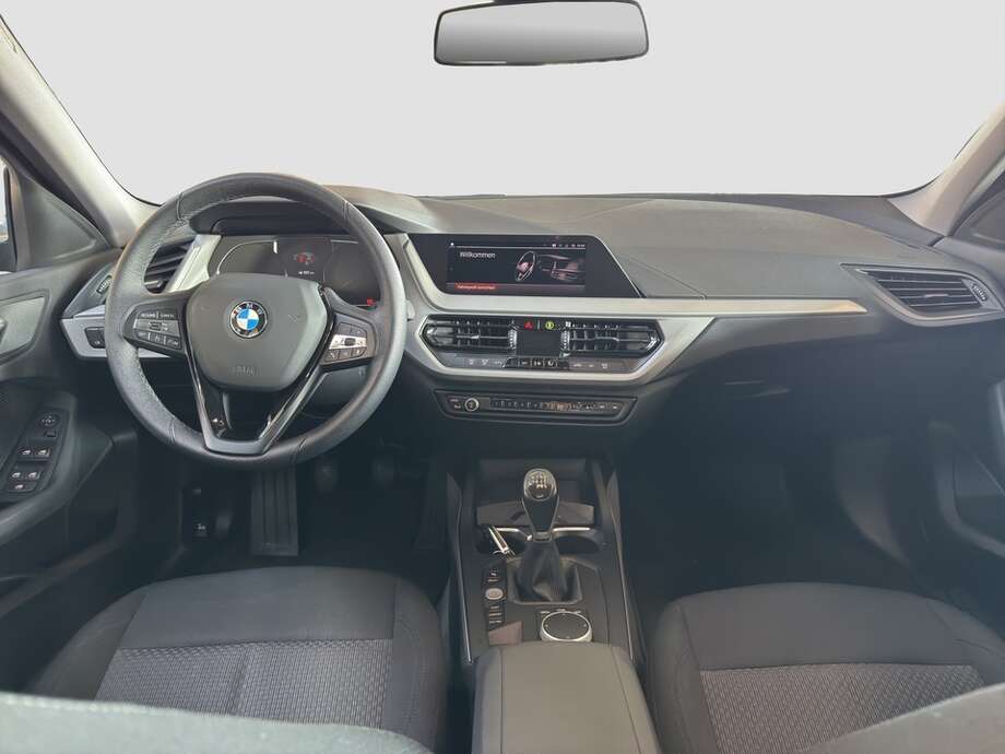 BMW 116i (Bild 4/20)