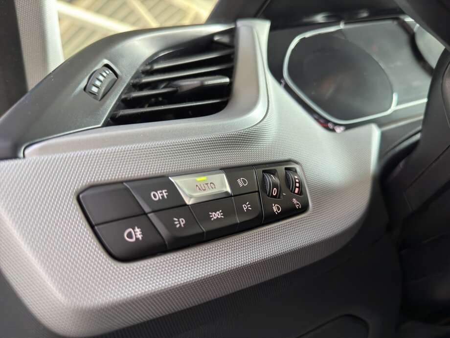 BMW 116i (Bild 10/20)