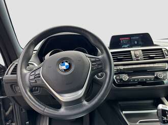 BMW 218i (Bild 3/16)