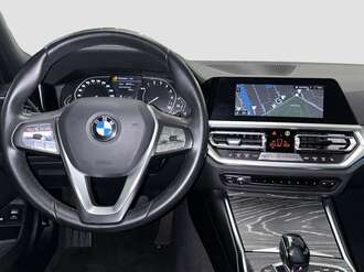 BMW 330e (Bild 3/15)