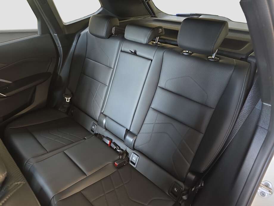BMW iX1 eDrive20 (Bild 6/17)