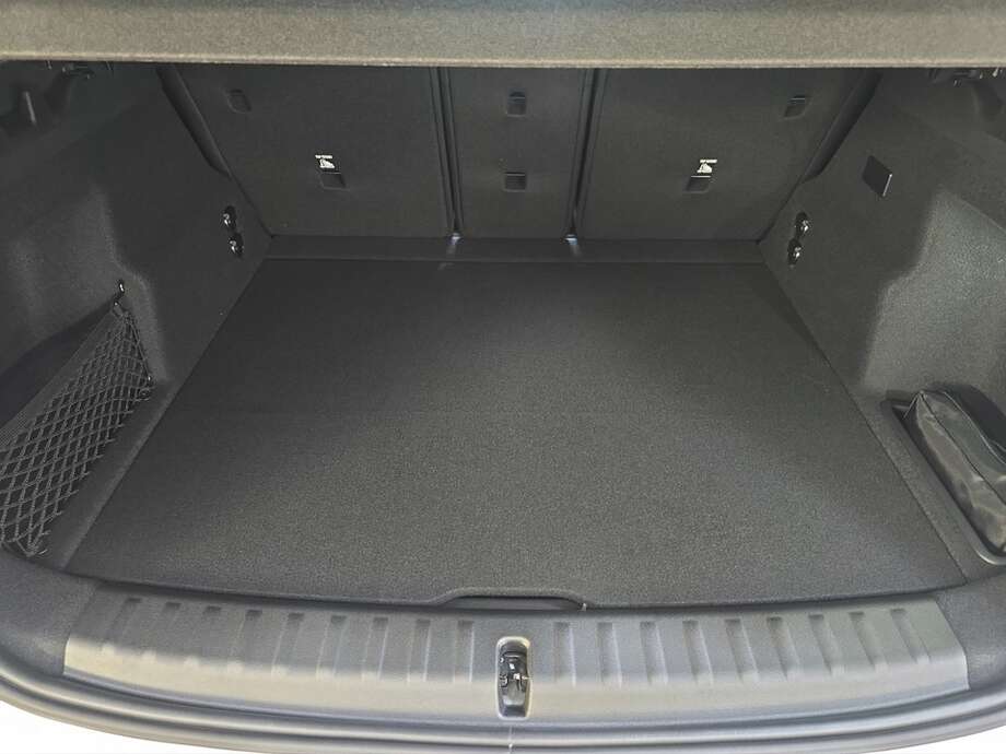 BMW iX1 eDrive20 (Bild 7/17)