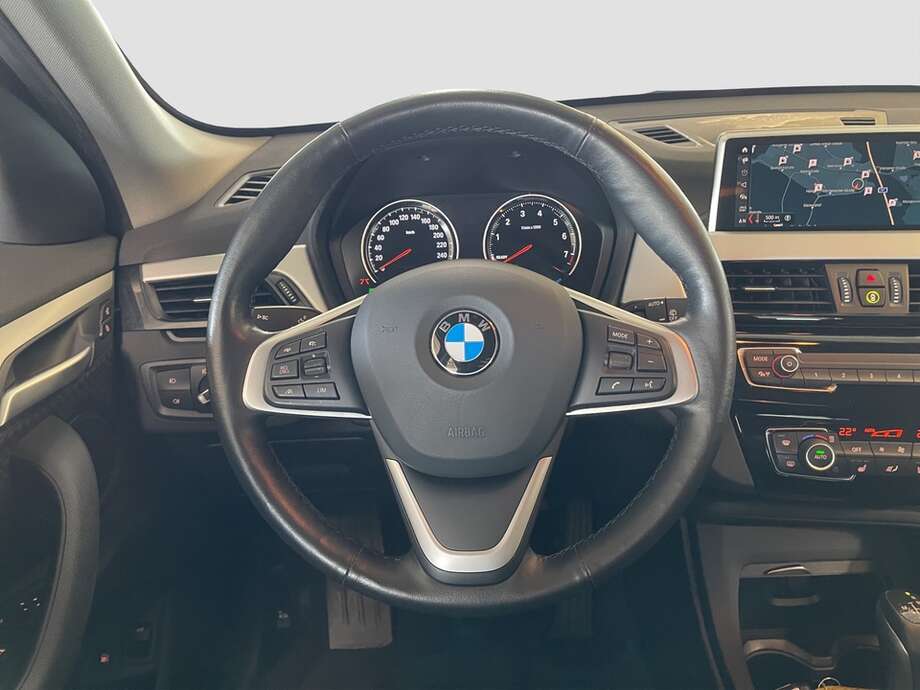 BMW X1 (Bild 1/2)