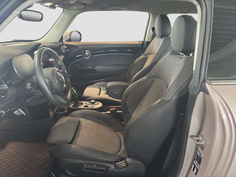 MINI Cooper Classic Trim (Bild 2/20)