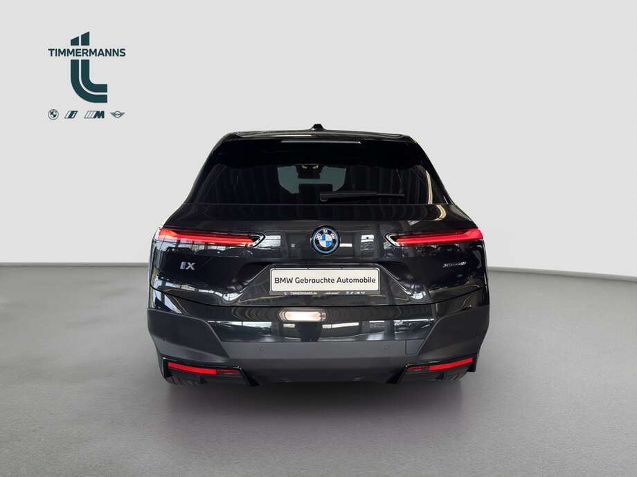 BMW iX (Bild 14/19)