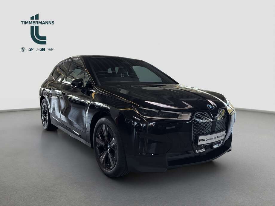 BMW iX (Bild 17/19)