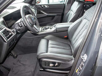 BMW X5 (Bild 1/18)