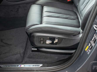 BMW X5 (Bild 2/18)
