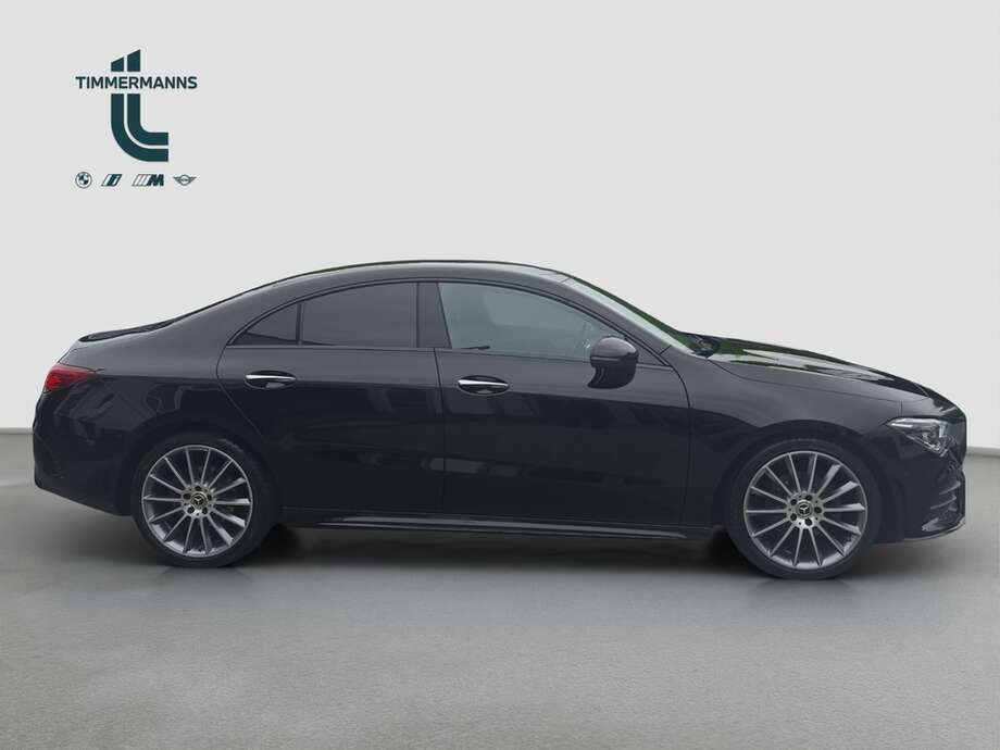 Mercedes-Benz CLA 200 (Bild 14/17)