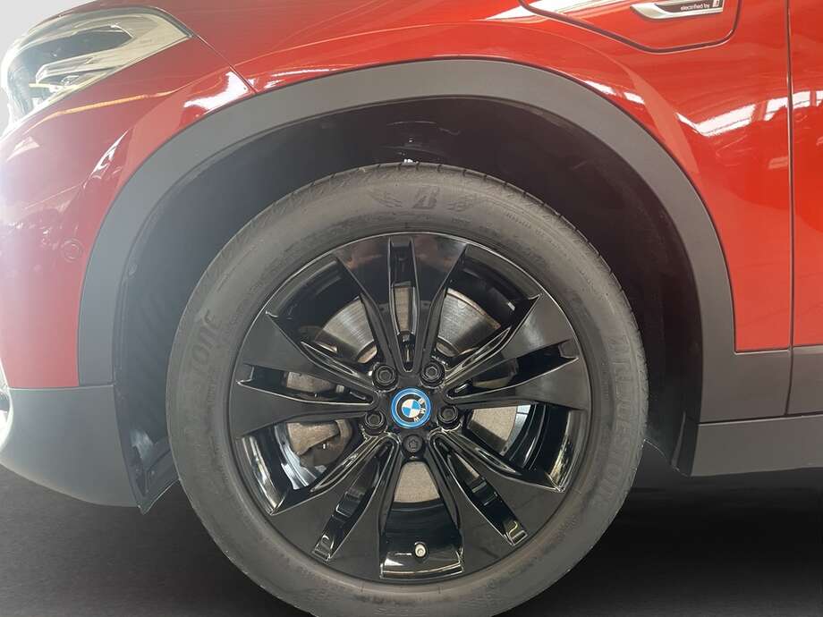 BMW X2 (Bild 12/14)