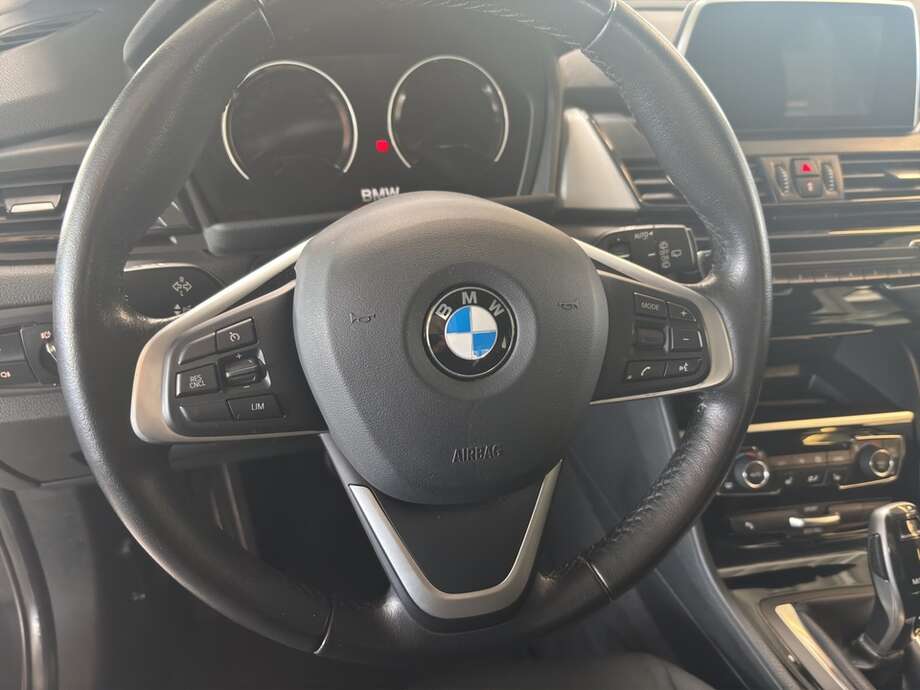 BMW 218 Active Tourer (Bild 2/16)