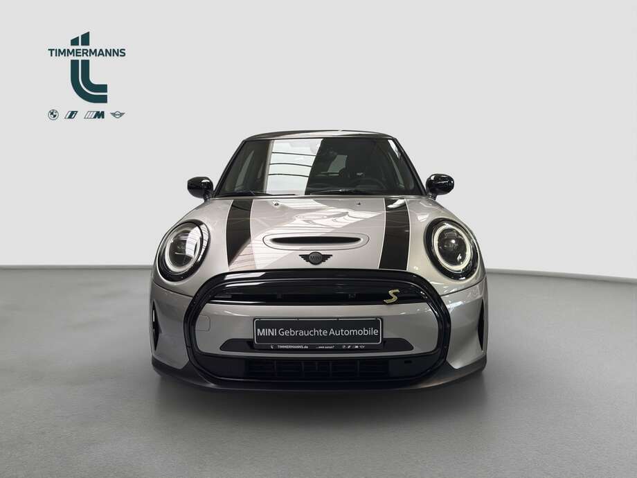 MINI Cooper SE (Bild 14/17)