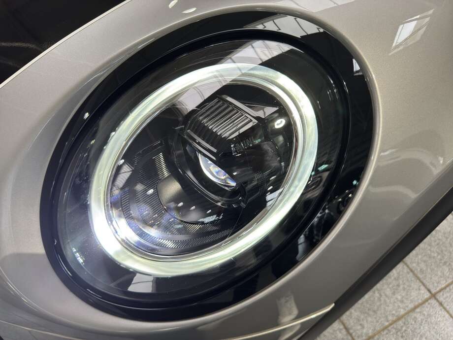 MINI Cooper SE (Bild 7/17)