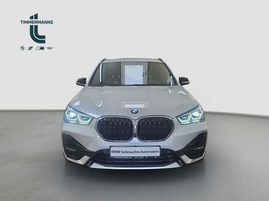 BMW X1 (Bild 17/18)
