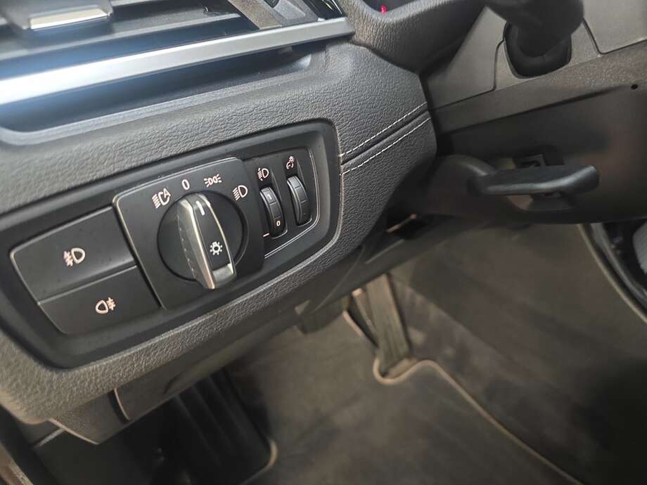 BMW X1 (Bild 9/18)