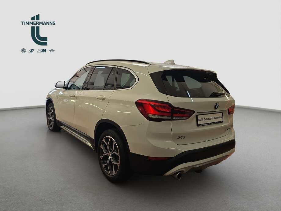 BMW X1 (Bild 12/18)
