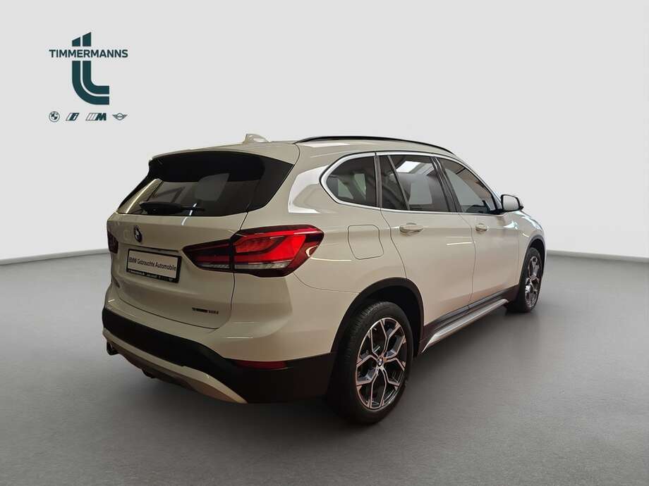 BMW X1 (Bild 14/18)