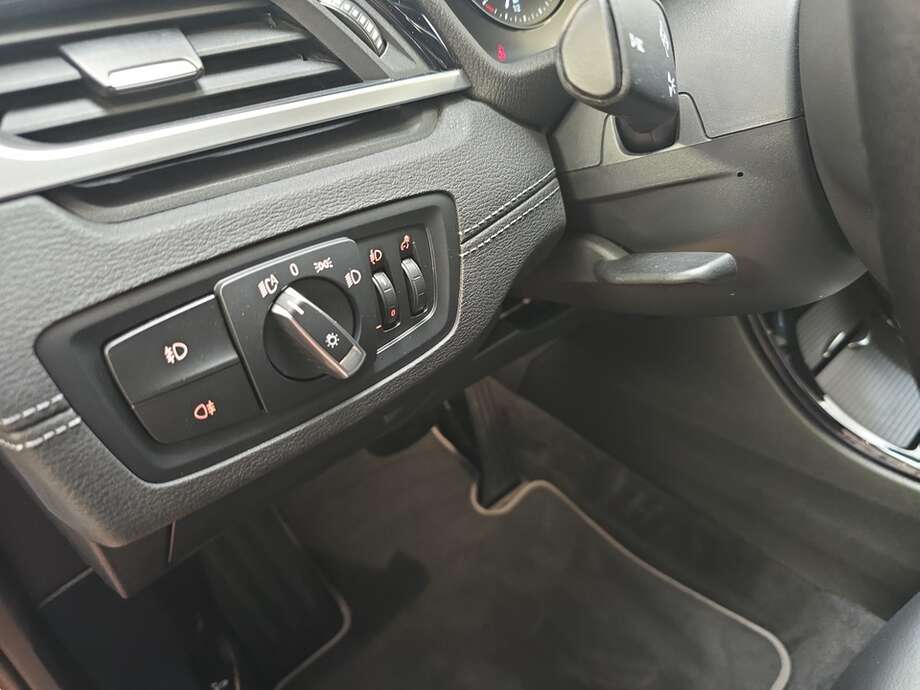BMW X1 (Bild 9/18)