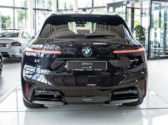 BMW iX (Bild 3/13)