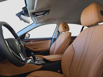 BMW 540d xDrive (Bild 2/19)