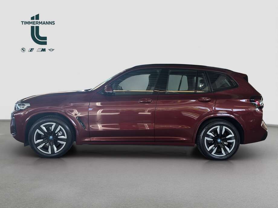 BMW iX3 (Bild 8/15)