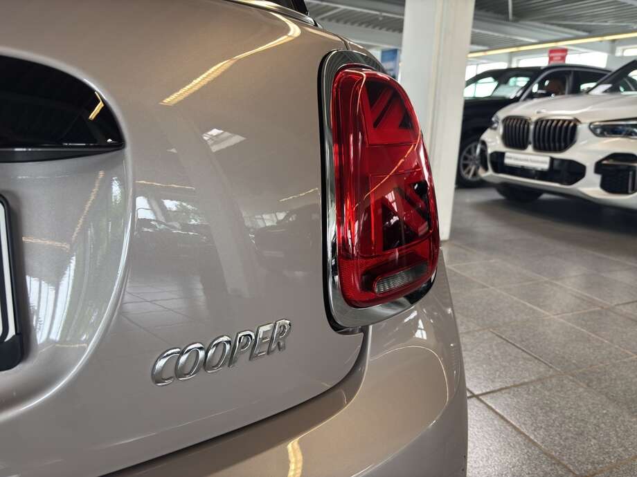 MINI Cooper Classic Trim (Bild 8/20)