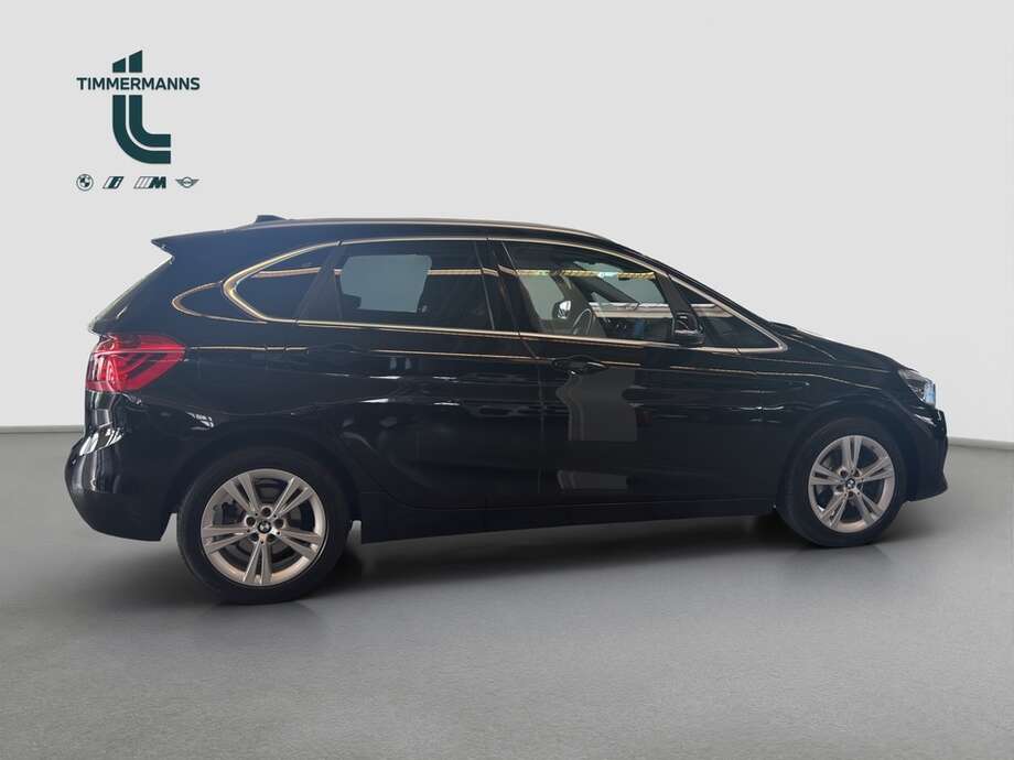 BMW 218 Active Tourer (Bild 12/16)