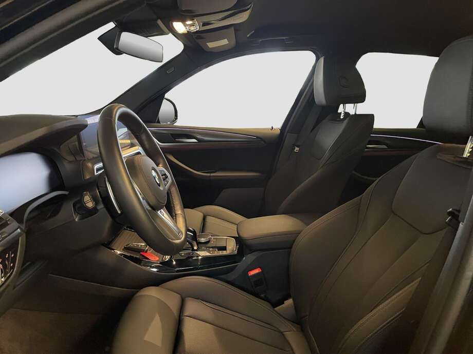 BMW X3 (Bild 11/12)
