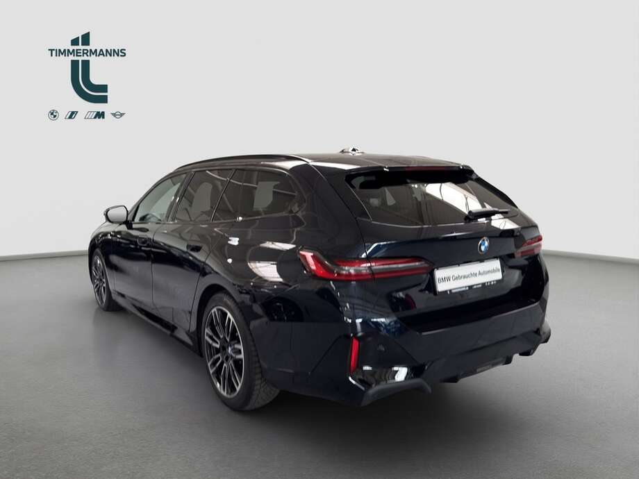 BMW 520d (Bild 12/18)