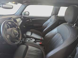 MINI Cooper SE (Bild 1/18)