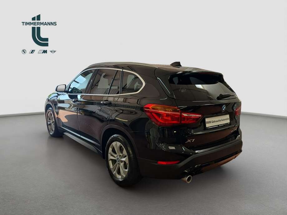 BMW X1 (Bild 12/18)