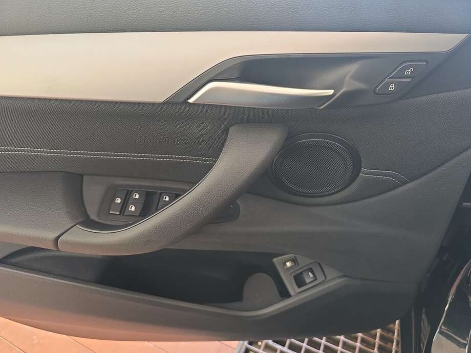 BMW X1 (Bild 8/18)