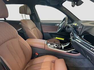 BMW X7 xDrive40d (Bild 2/17)