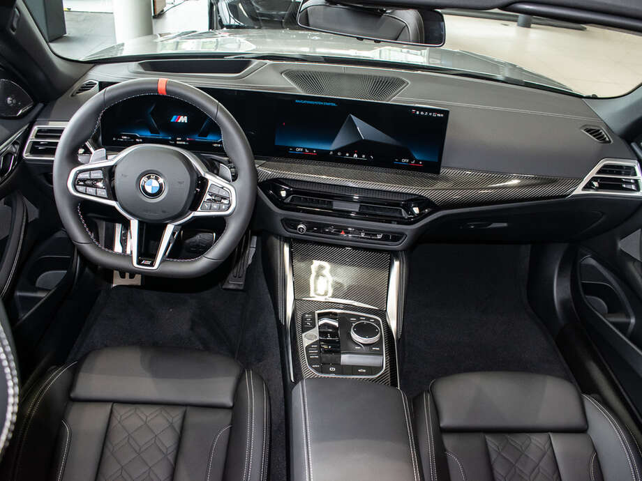 BMW M440 (Bild 20/21)