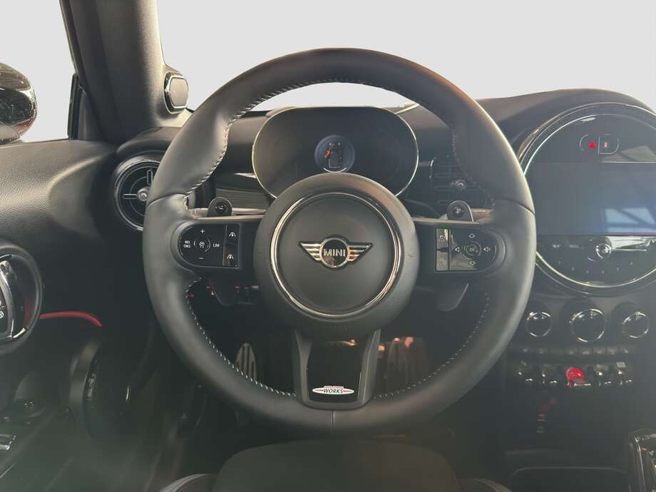 MINI John Cooper Works Cabrio (Bild 2/21)