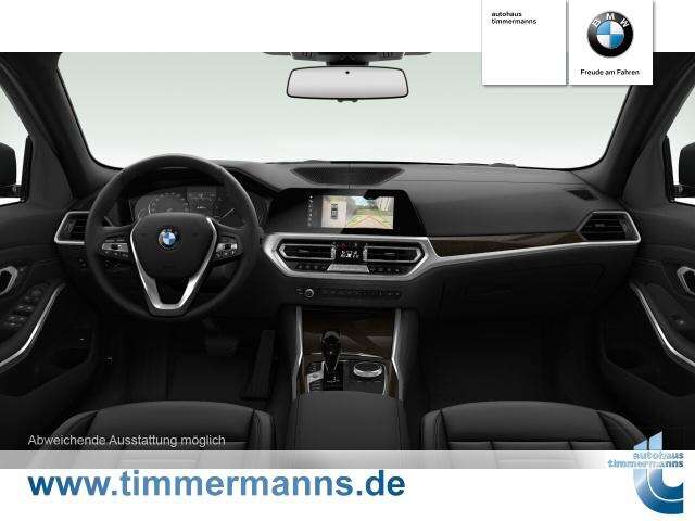BMW 320i (Bild 2/5)