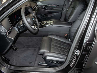 BMW 540d xDrive (Bild 1/22)