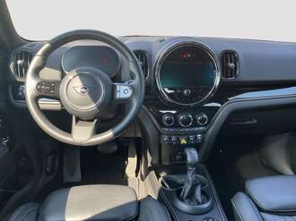 MINI Cooper SE Countryman ALL4 (Bild 3/24)