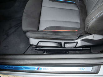 BMW 230i (Bild 1/16)