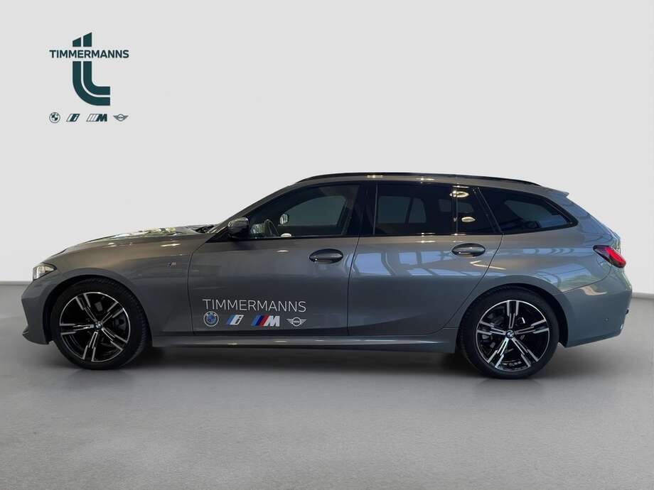 BMW 320d (Bild 9/16)