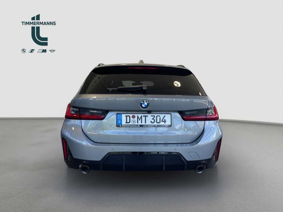 BMW 320d (Bild 11/16)
