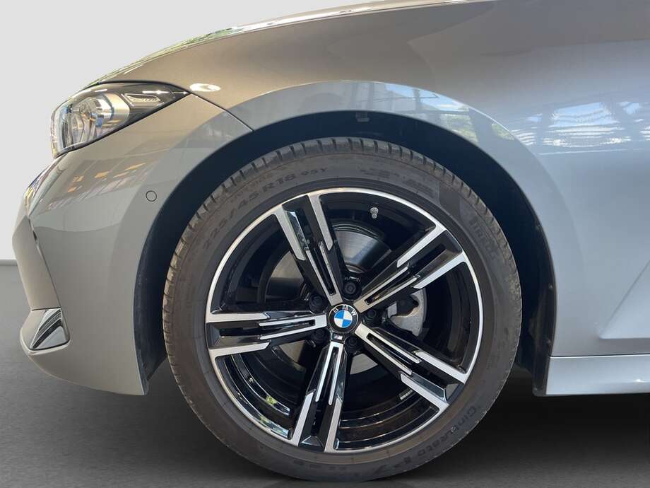BMW 320d (Bild 16/16)