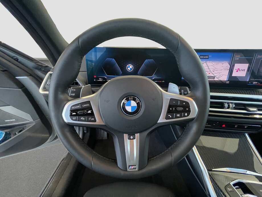 BMW 320d (Bild 4/16)