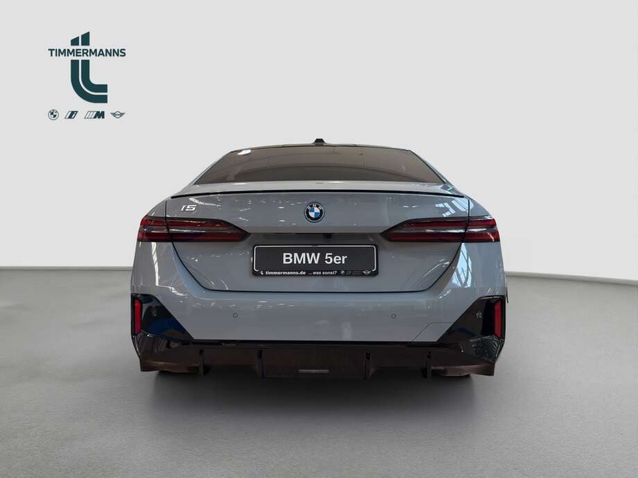 BMW i5 M60 xDrive Limousine (Bild 11/16)