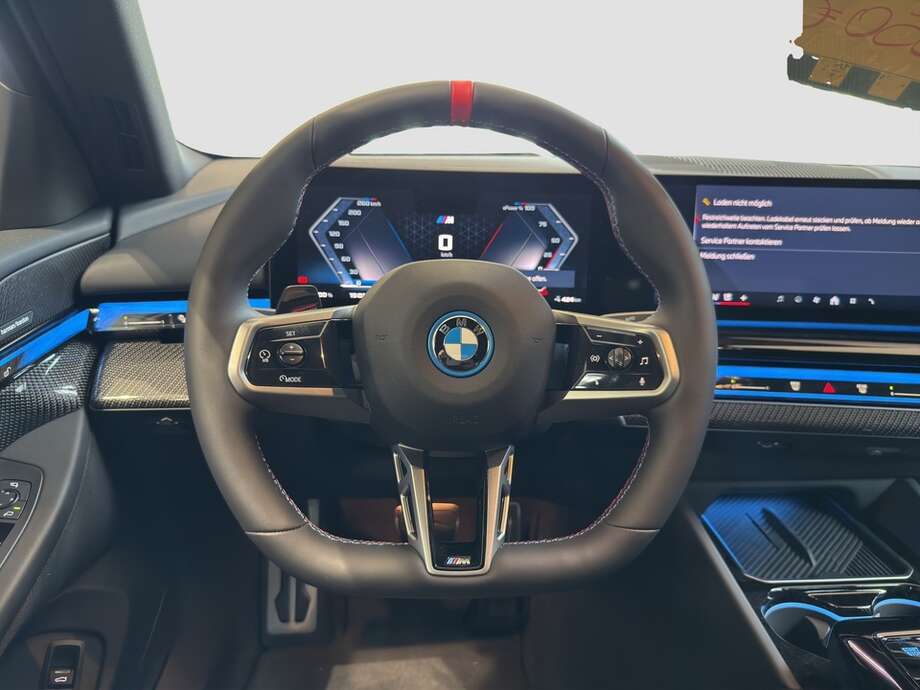 BMW i5 M60 xDrive Limousine (Bild 4/16)