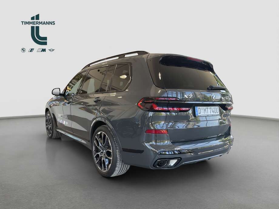 BMW X7 xDrive40d (Bild 11/17)