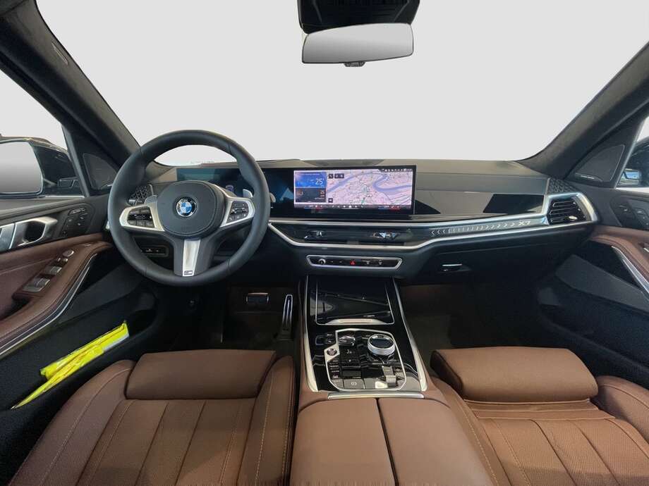 BMW X7 xDrive40d (Bild 5/17)