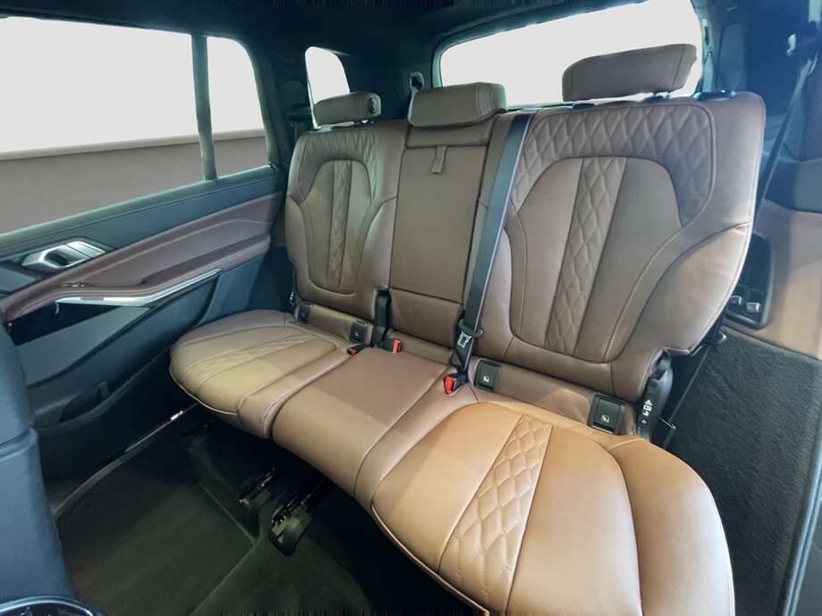 BMW X7 xDrive40d (Bild 6/17)